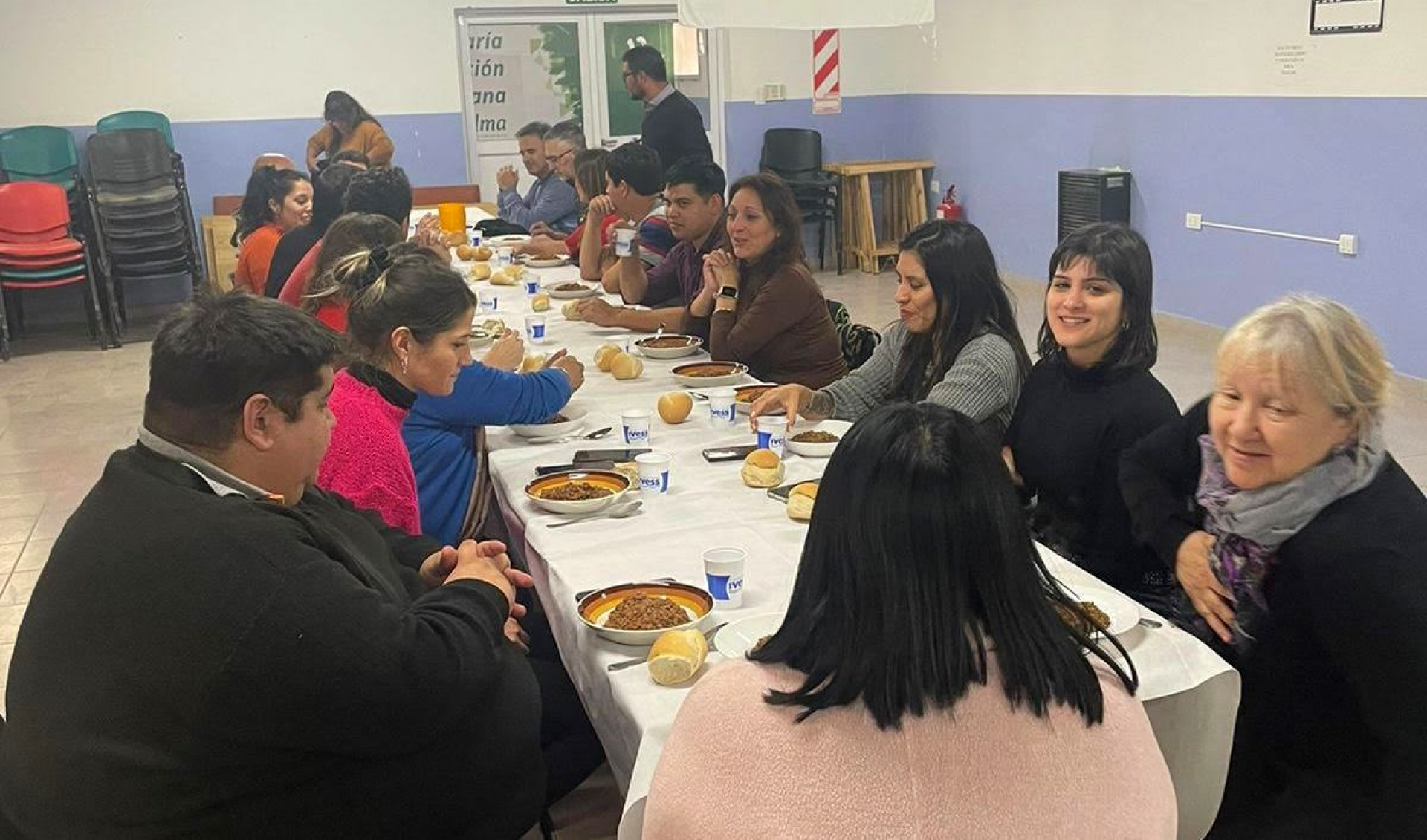 La UNRN donó guiso de lentejas a los Municipios de Roca y Allen